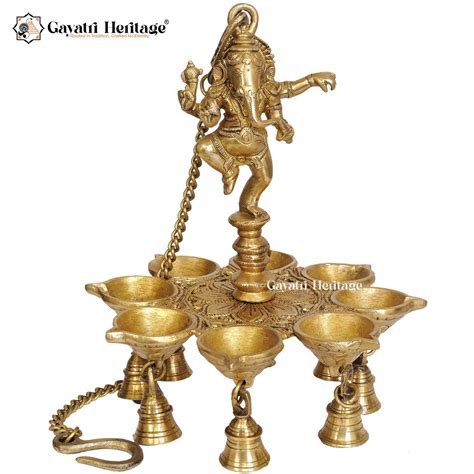 Brass Vinayagar Lamp – Ganesha Oil Lamp for Home Decor | Gayatri Herit ...