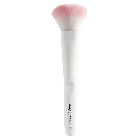 Best Blush Brush for a Flawless Finish (2024) | Sarah Scoop
