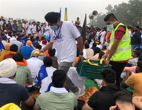Khalsa Aid Does It Again, Provides Food To Farmers Protesting In Punjab