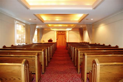 Phillips-Robinson Funeral Home - Nashville Chapel | Phillips-Robinson ...