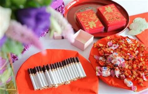 订婚要什么礼物吗最新素材