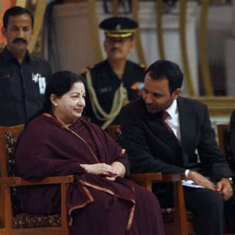 Jayalalitha clicked on the stage during the closing ceremony of 100 ...