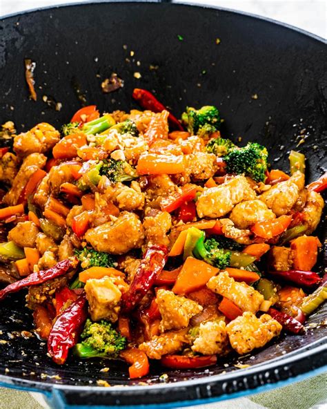 Hunan Chicken - Jo Cooks