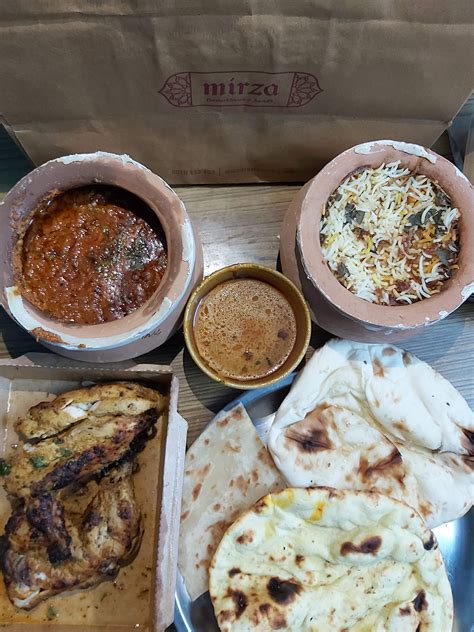 Treat Yourself To Lucknowi & Mughlai Delicacies From Mirza! | LBB
