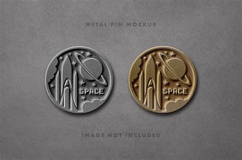 Pressed metallic names pin mockup design | Premium PSD