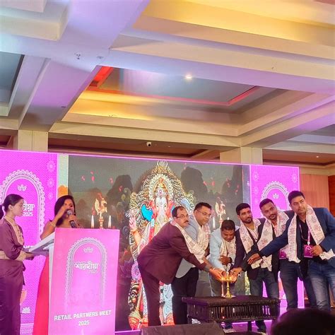 YASHSHREE SANDERLING MALL ROAD (Darjeeling) - Hotel Reviews, Photos ...