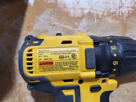 DEWALT (20V) CORDLESS DRILLS AND DRIVERS Item Location - La Belle, FL ...