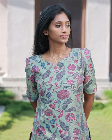 Kurtis – Krti Clothing