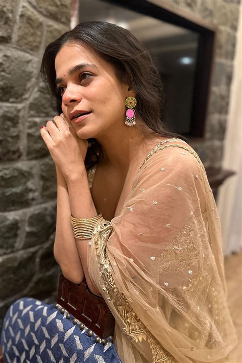 Srishti Shrivastava in Mia Gold – Chamee and Palak official