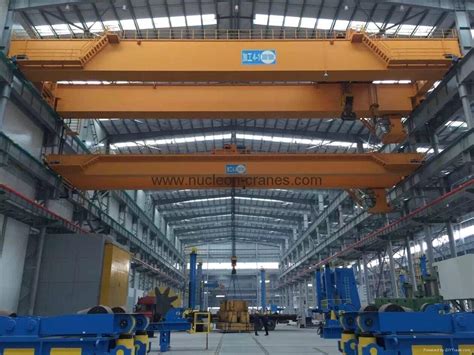 浙江轻小型起重机厂为您介绍门式起重机-杭州港机机械有限公司
