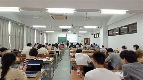 【携程攻略】景点,汕头大学，一座现代化的大学，和岭南地区的其他大学一样，汕头大学就…