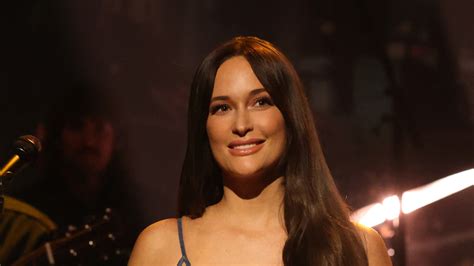 Kacey Musgraves cringes over her wardrobe malfunction on SNL as fans rip singer's manager for ...