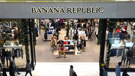 Banana Republic Credit Card Review: Get Rewarded for Loyalty ...