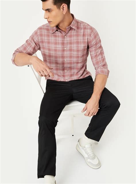 Buy Men Checked Slim Fit Shirt Online at just Rs. 1049.0 ...