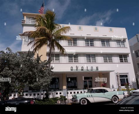 Art Deco Avalon Hotel on Ocean Drive in South Beach, Miami, Florida USA ...