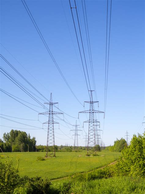 Biggest US electrical grid operator issues energy emergency alert as temperatures soar | Pioneer ...