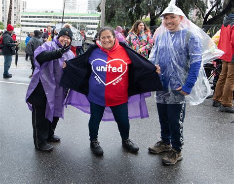 Los Angeles Unified School District Education Workers Strike for ...