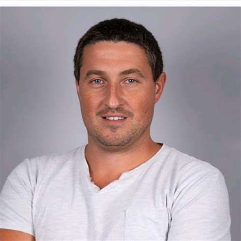 Oliver - Biology teacher - ₹3321/h