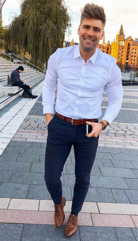 How to Chinos & Different Outfits for Men - Suits Expert