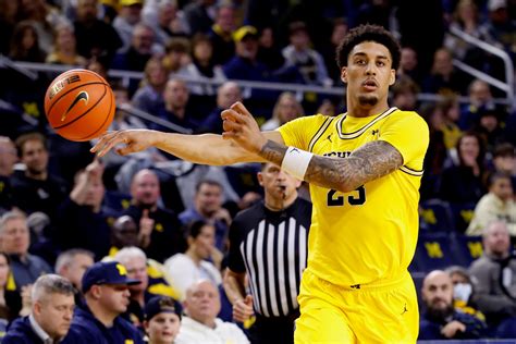 USC vs Michigan Prediction 1/2/2026 Today's College Basketball Picks ...