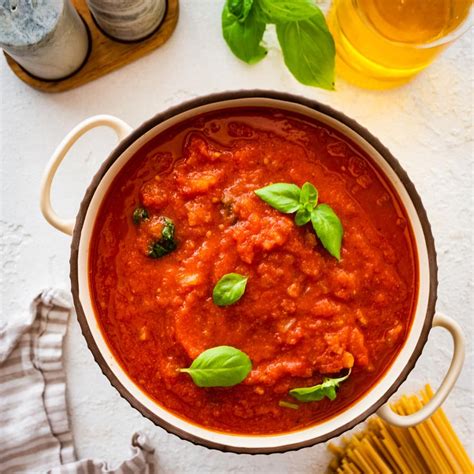 Sugo al Pomodoro (Authentic Italian Tomato Sauce) - CucinaByElena ...