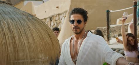 Andaz Apna Apna Director Rajkumar Santoshi's Gandhi Godse Ek Yudh ...