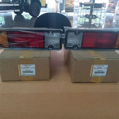 Jual LAMPU BELAKANG L300 SET KIRI KANAN MODEL TERBARU ORIGINAL 100% ...
