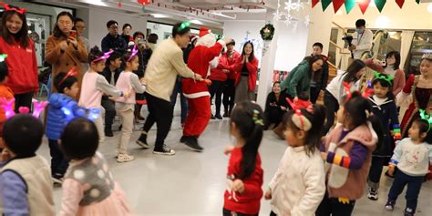 #拯救圣诞老人# 蜜啦奇2020大型儿童戏剧圣诞狂欢趴精彩回顾 ！ - 知乎