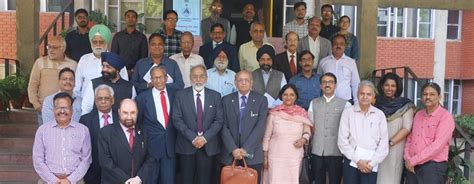Brain-storming Session with PEC Alumni | Punjab Engineering College ...