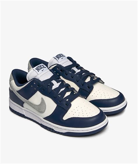 Nike Dunk Low "Midnight Navy" en color Azul | SVD