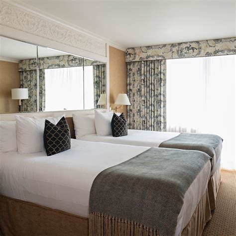 per se Social Corner - Vancouver - a MICHELIN Guide Restaurant