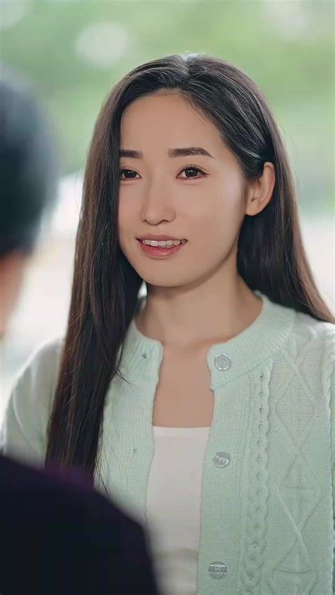 A Mask of Love and Lies Chinese Drama with 79 Episodes - MoboReels