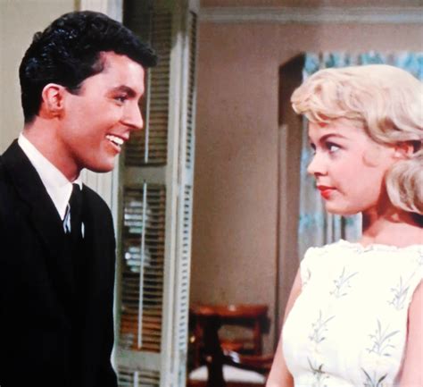 James Darren 'Jeffrey (Moondoggie) Matthews' and Sandra Dee 'Francine ...