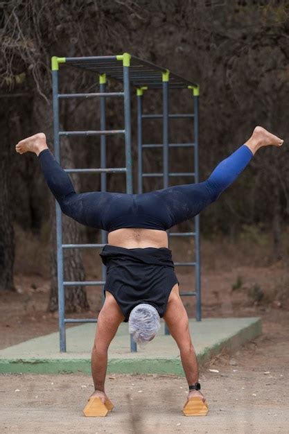 Playing Sports 的图像结果