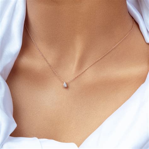 ROSE GOLD WATER DROP PENDANT – Sterlyn