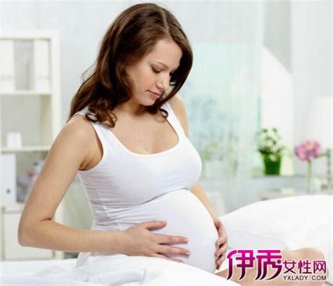 【怀孕一个多月有点见红正常吗】【图】怀孕一个多月有点见红正常吗 如何治疗出血状况(2)_伊秀亲子|yxlady.com