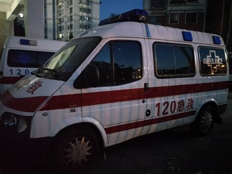 北京120正规救护车出租保驾护航