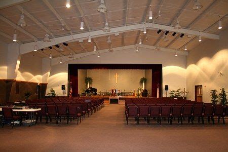 Simple Church 的图像结果