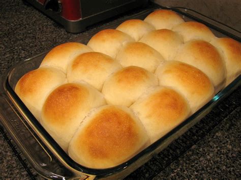 Bread Machine Dinner Rolls Recipe With Video | The Cake Boutique
