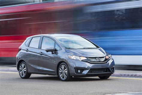 2016 Honda Fit confidently shows some features, that are expected to continue the succcess of ...