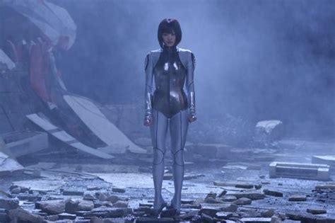 有一部美国电影，女主是一个人造机器人，这电影叫什么名字？_百度知道