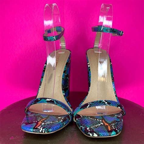 Fashion Nova Women's Blue Sandals | Depop