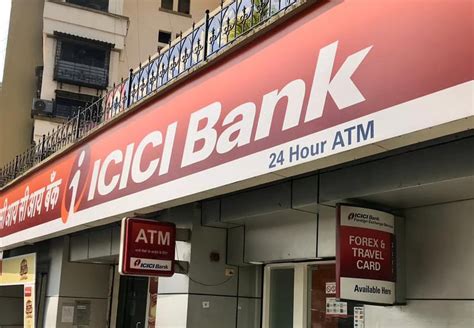 ICICI Bank Faces Rs 22.73 Lakh RBI Penalty, Proceeds with Macquarie ...