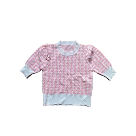 Cute pastel pink and white tweed pattern top from... - Depop