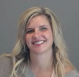 Ashley Elenea Diamond, a registered Sexual Offender or Predator in Jay ...