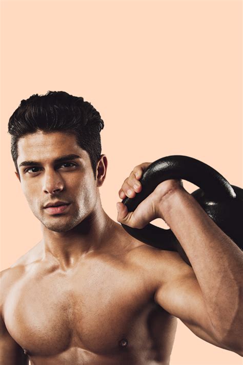 celebrity fitness: Get Latest Buzz, Updates, Gossip, Photos & Videos