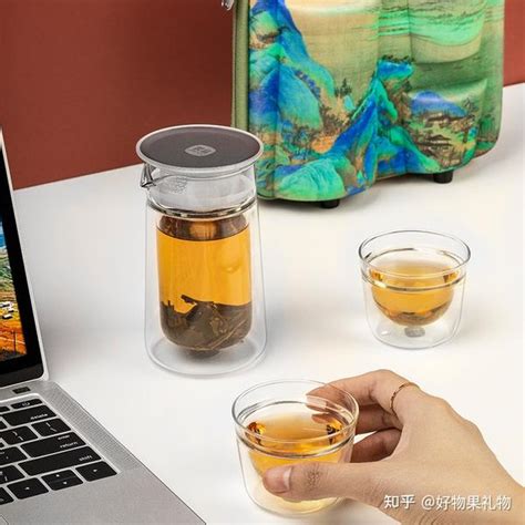 出差的带什么礼物最新素材