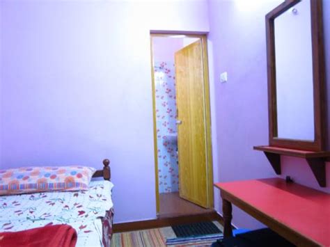 PON HOME STAY (Valparai, Tamil Nadu) - Guesthouse Reviews & Photos ...