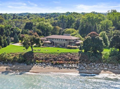 5390 Hunt Club Rd, Racine, WI 53402 | Homes.com