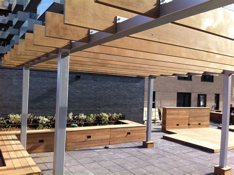 Ipe decking ǀ ipe wood supplier, Ipe wood decks and patios in Toronto ...